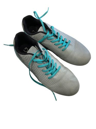 Used Dsg Soccer Cleats Grey Junior 04 11884-S000050579
