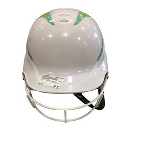 Used RIP-IT BATTING HELMET Batting Helmet w/Mask White MD 11884-S000050611
