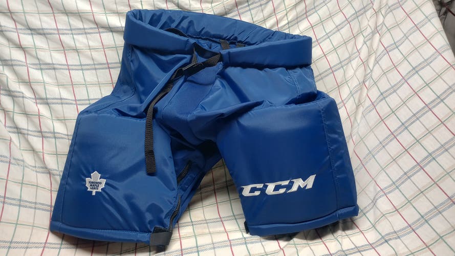 Senior XL CCM HP70 Hockey Pant Lowers (New)