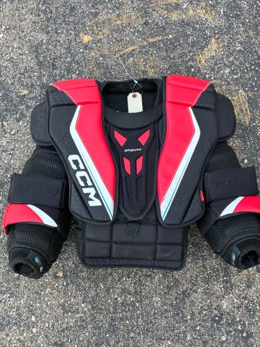 Intermediate Medium CCM Eflex 6.9 Goalie Chest Protector (Used)
