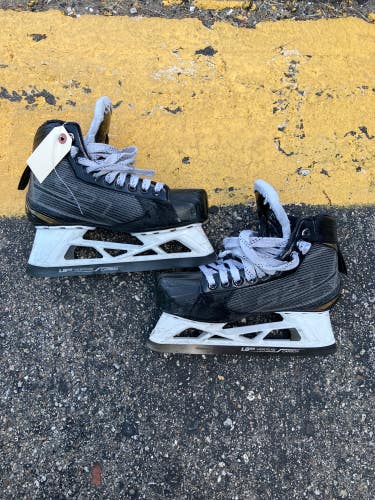 Senior Bauer Supreme S27 Hockey Goalie Skates Size 6 (Used)