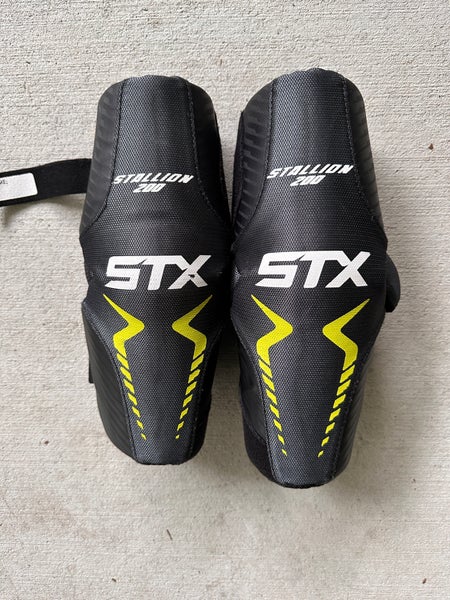 Medium Adult STX Stallion 200 Arm Pads (Used)