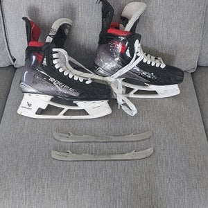 Bauer Vapor X5 Pro Hockey Skates | Intermediate 6.5