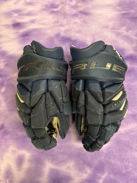 Blue Junior True Catalyst 9X Gloves 12" (Used)