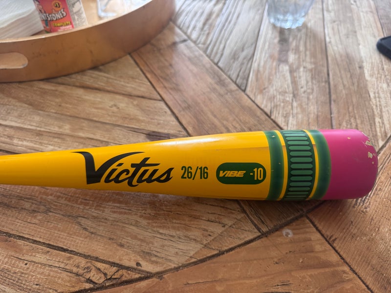 Victus USABat Certified Bat (-10) 16 oz 26" (Used)