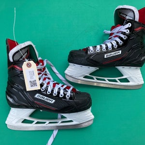 Junior Bauer Ns Hockey Skates Regular Width Size 5 (Used)