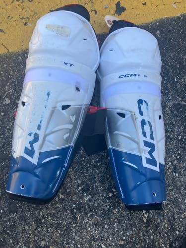 Junior CCM Next Shin Pads 13" (Used)