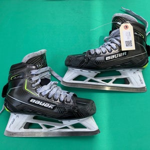Senior Bauer Elite Hockey Goalie Skates 7.5 (Used)