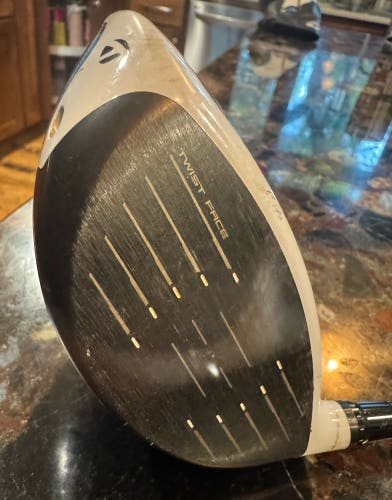 Unisex 2021 TaylorMade Sim2 Right Handed Driver Extra Stiff Flex 9 Loft (Used)