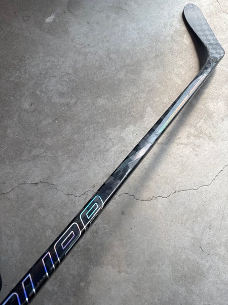 P28 77 Flex Senior Bauer Nexus Tracer Left Hand Hockey Stick Pro Stock (Used)