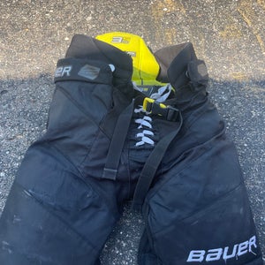 Junior Medium Bauer Supreme 3S Pro Hockey Pants (Used)