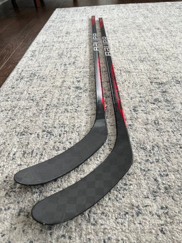 2-pack Bauer Proto R - RH 82 Flex P28 Pro Stock (Used)