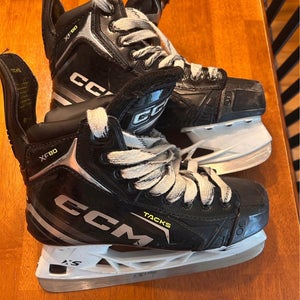 CCM Tacks XF80 skates