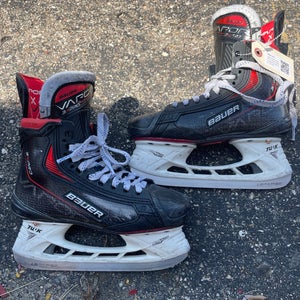 Junior Bauer Vapor 3X Pro Hockey Skates Regular Width Size 3 (Used)
