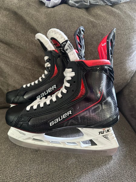 Bauer Vapor 3X Pro Hockey Skates Sz. 9 (Used) Excellent Condition