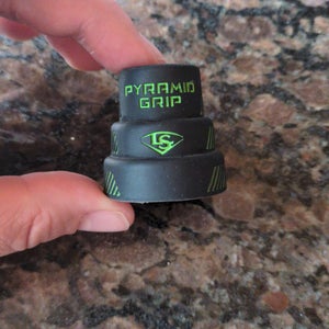 New Louisville Slugger pyramid grip