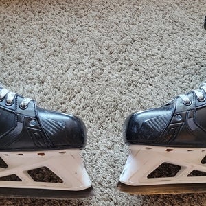 Bauer Supreme UltraSonic Hockey Goalie Skates Regular Width 11 (Used)