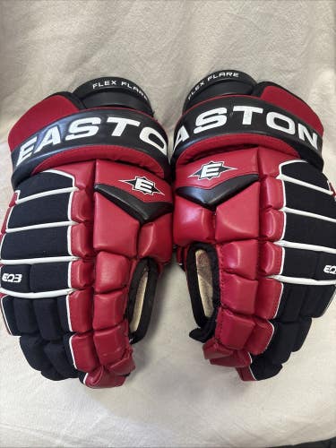 Senior adult size 14 inch Easton EQ3 ice hockey player gloves
