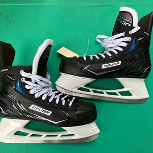 Senior Bauer Vapor VOLT Hockey Skates Regular Width 11 (Used)