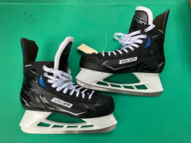Senior Bauer Vapor VOLT Hockey Skates Regular Width 11 (Used)