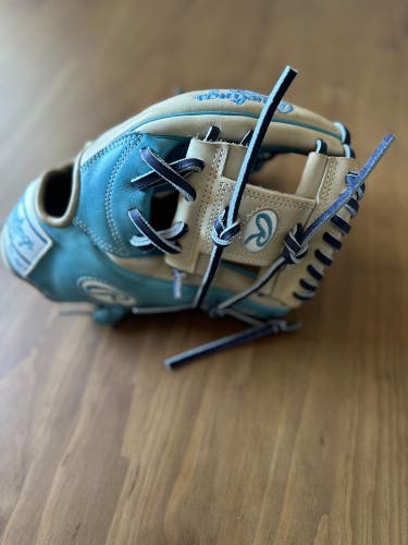2025 Rawlings RH Infield Heart of the Hide Baseball Glove 11.5" (Used)