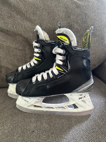 2021 Bauer Vapor 3X Hockey Skates Regular Width Size 2 (Used)