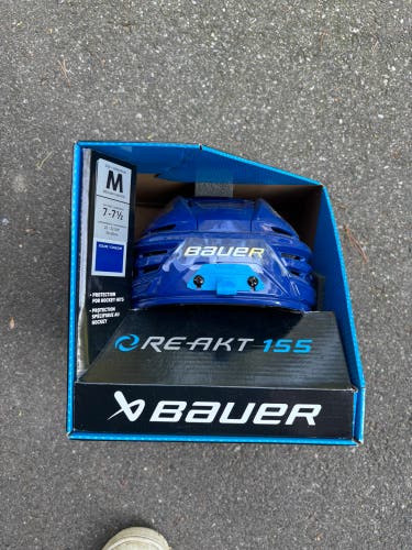 Medium Bauer Re-Akt 155 Helmet (New)