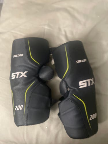 Large Adult STX Arm Pads (Used)