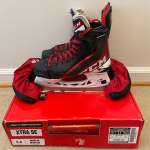 CCM Jetspeed XTRA SE Hockey Skates Regular Width Size 5.5 (Used)