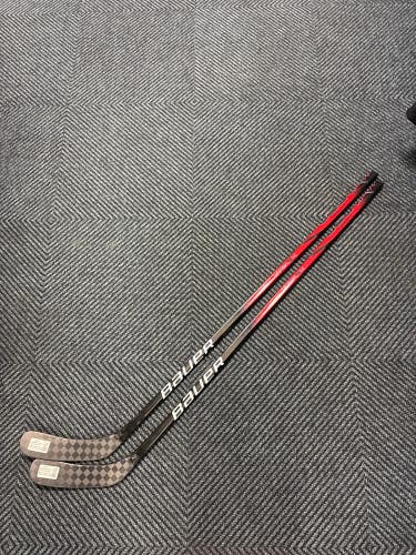 Junior Bauer Vapor X4 Hockey Stick 40 Flex Right Handed P92 (New) 2PACK