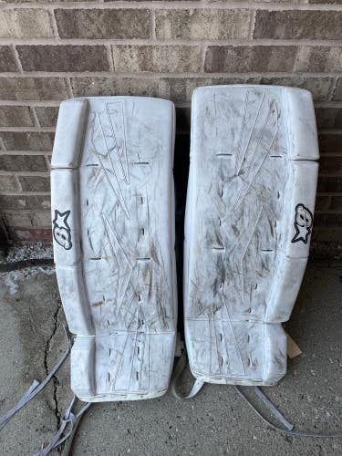 29" Junior Brian's Netzero Goalie Leg Pads (Used)