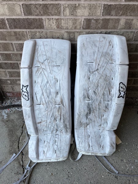 29" Junior Brian's Netzero Goalie Leg Pads (Used)