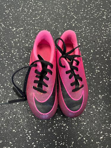 Used Nike Soccer Cleats Pink Youth 11.0 11849-S000030506