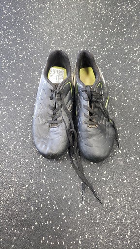 Used Umbro Soccer Cleats Black Junior 01 11849-S000030475
