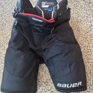 Large Junior Bauer Vapor Hyperlite Hockey Pants  (Used)