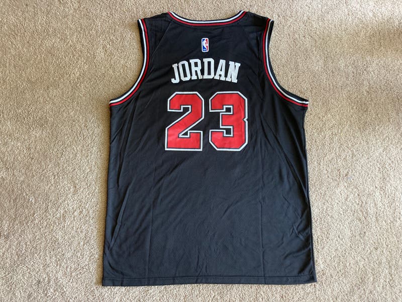 NEW - Mens Stitched Nike NFL Jersey - Michael Jordan - Bulls - M