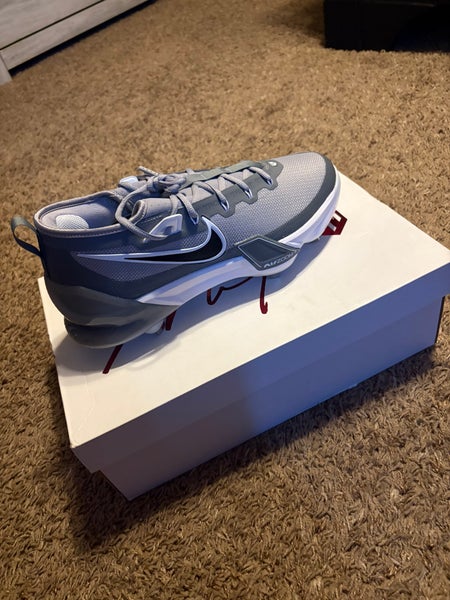 Gray Men's Size M 11.0 (W 12.0) Nike Metal (New)
