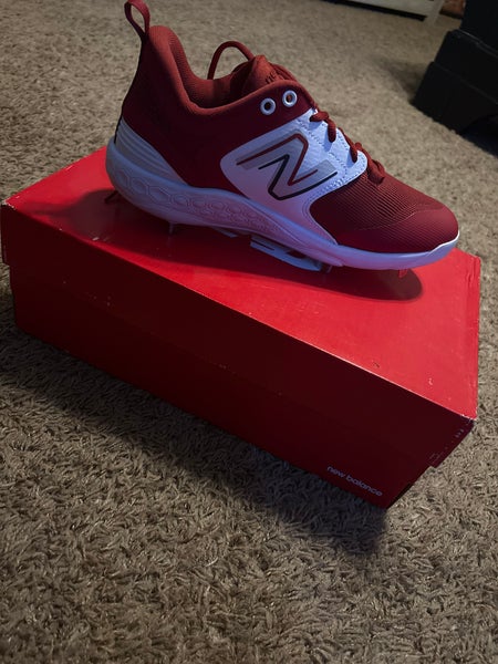 Red Men's Size M 10.0 (W 11.0) New Balance Metal (New)