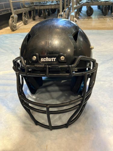 Youth Small Schutt Vengeance A11 Helmet (Used)