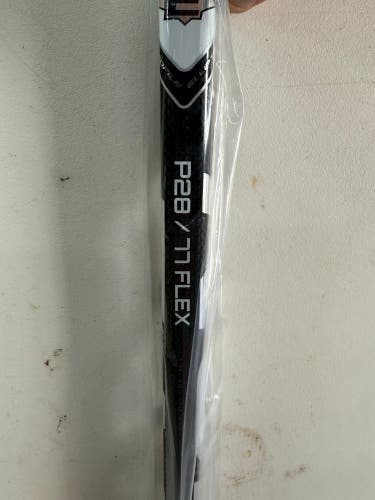 Senior Easton S17 Right Handed Hockey Stick P28 (New) Bauer Re-Produced