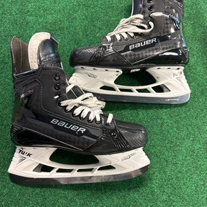 Senior Bauer Supreme Mach Hockey Skates Pro Stock Size: 9 (Used) MADE IN CANADA