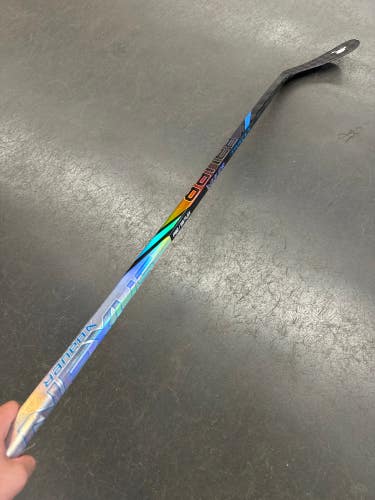 Intermediate Bauer Nexus Tracer Hockey Stick Right Handed P92 (Used)