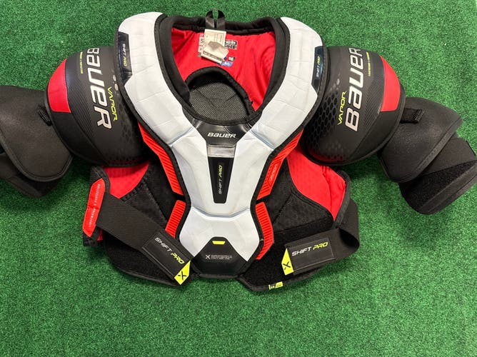 Bauer Vapor Shift Pro Shoulder Pads (Used) | Senior Medium