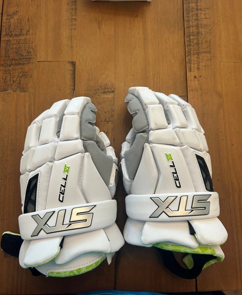 STX Cell vi Lacrosse Gloves 13" (Used)