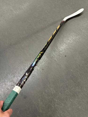 Junior Bauer Proto-R Hockey Stick Right Handed P28 (Used)