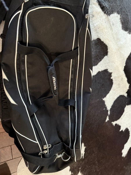 Mizuno Duffle Bat Bag