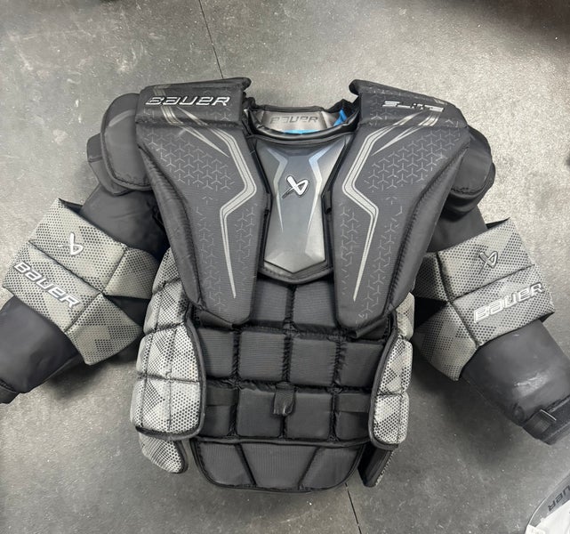 Large  Bauer Elite Goalie Chest Protector  (Used)