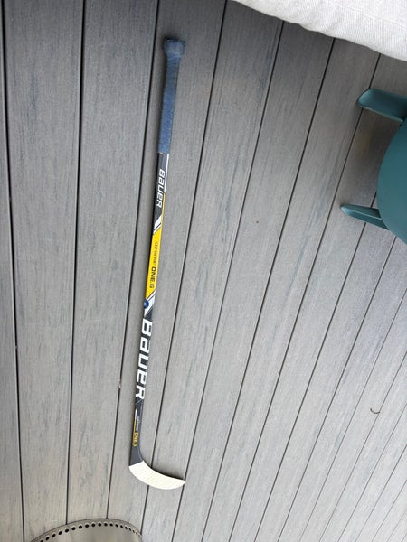 Junior Bauer Supreme One.6 Right Handed P88 Hockey Stick P88 (Used)