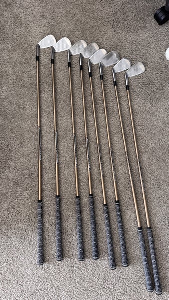 Women's 2016 Dunlop Dunlop Loco Right Handed Clubs Ladies Flex 13 Pieces (Used)
