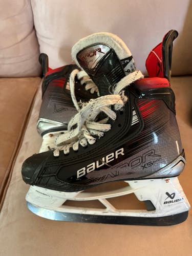 Bauer Vapor 5x pro Hockey Skates Regular Width 6